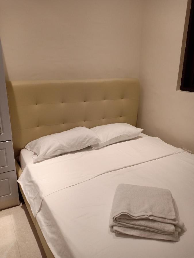 El Castillo Bed And Breakfast Angono Bagian luar foto